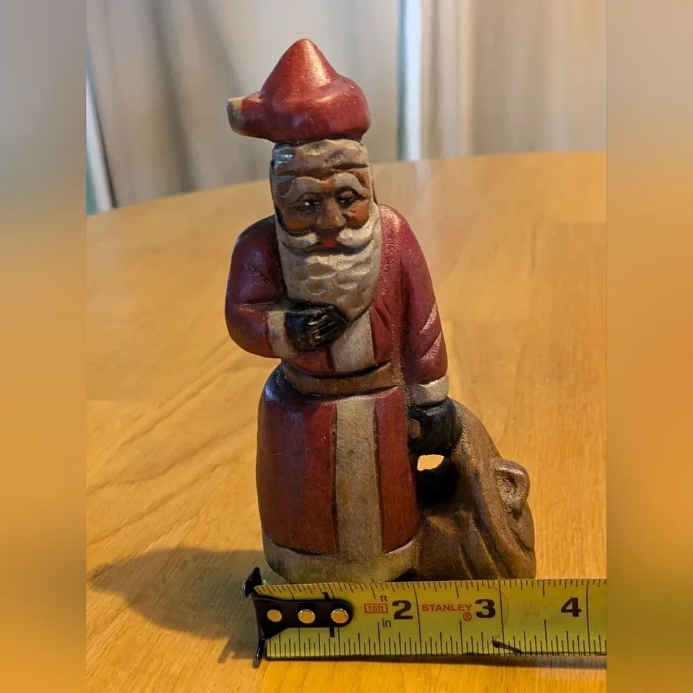 Vintage Hand Carved Wood Christmas Folk Art Santa Claus 7.5